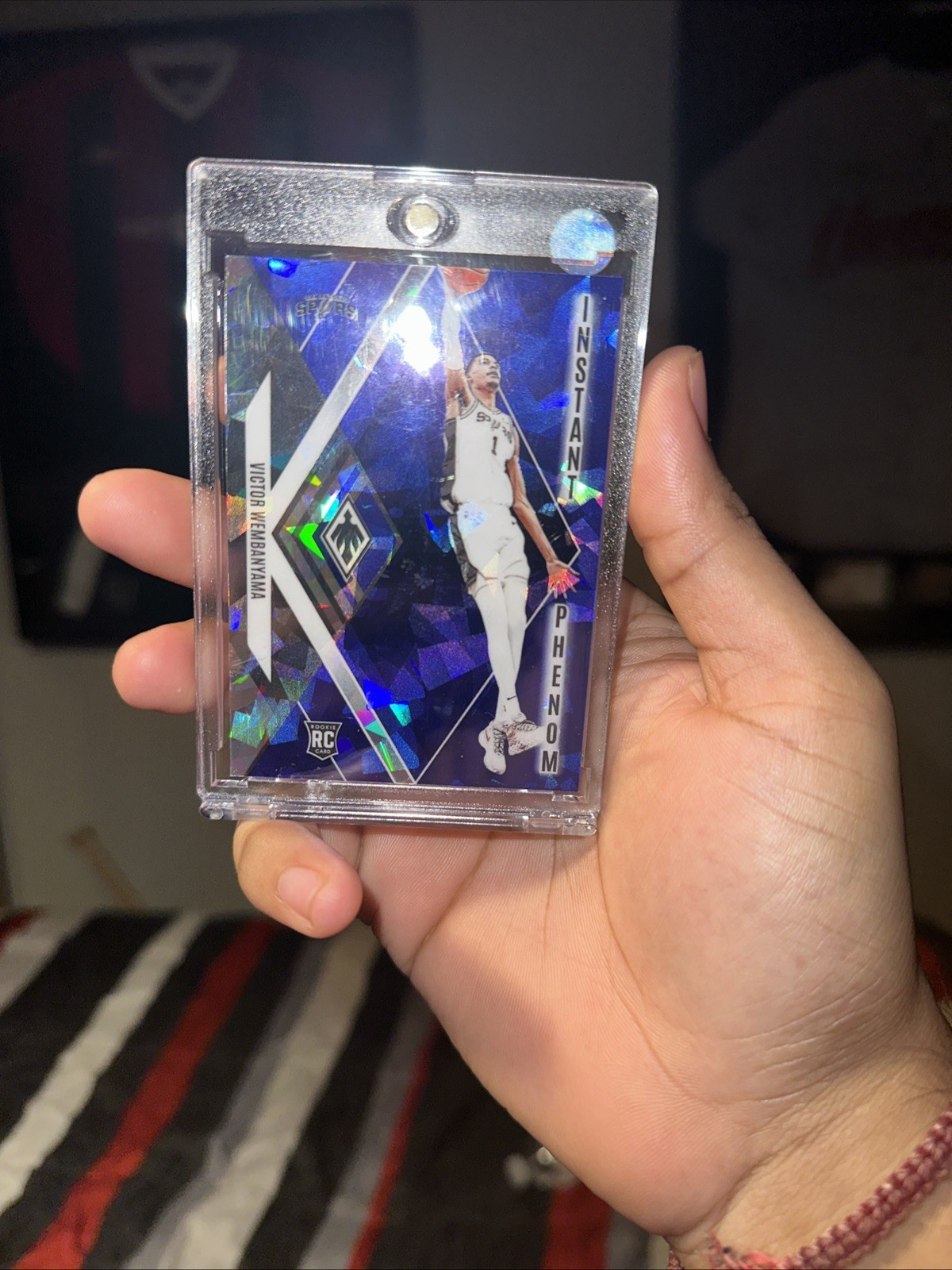 2023-24 Panini Phoenix #13 Victor Wembanyama Instant Phenom Phoenix Blue Ice