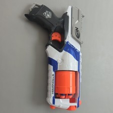 Nerf Elite Strongarm Gun In Full Working Order With 6 Bullets
