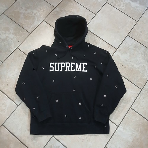 L - Supreme Eyelet Hoodie Black