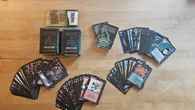 Vampire The Eternal Struggle Deckmaster Starterdecks plus Booster 