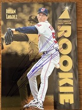 JULIAN TAVAREZ AUTOGRAPHED 1995 PINNACLE #125  CLEVELAND INDIANS