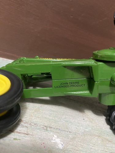 Ertl John Deer Tractor 1/16th Model A 1520F00 With Driver Figure - Picture 8 of 10