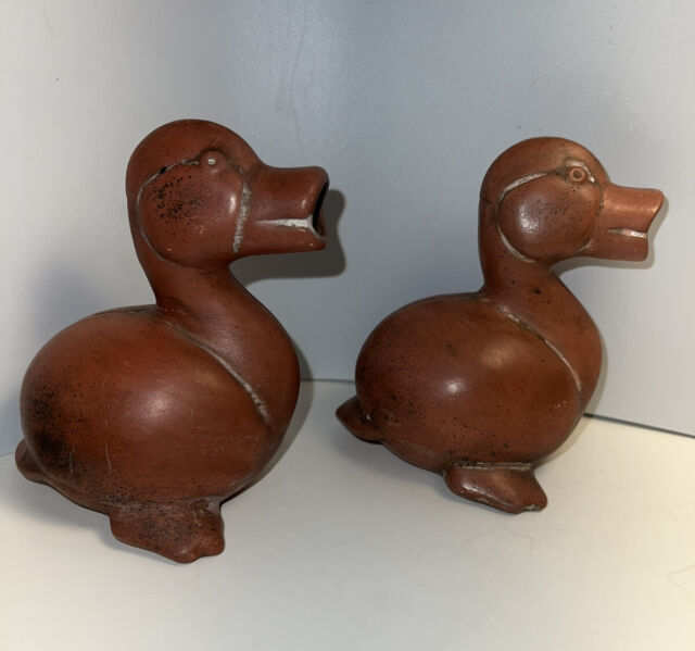 MMA Reproduction Mexican Colima Duck Vessel Pottery 4 3/4" set of 2