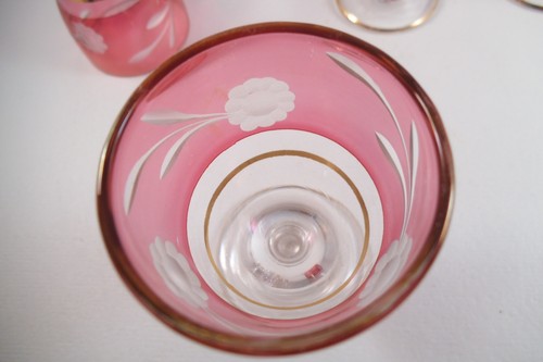 Vintage Ruby Flash Clear Glass Etched Flower Decanter & Cordial Set - Picture 4 of 12