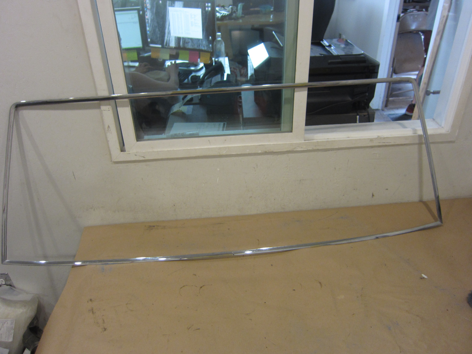 Bentley Arnage 1999 - Rear Window Trim Moulding
