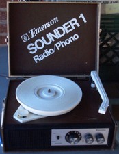 Vintage Emerson Sounder 1 RADIO/PHONO Record Player - Needs A Little Work Clean