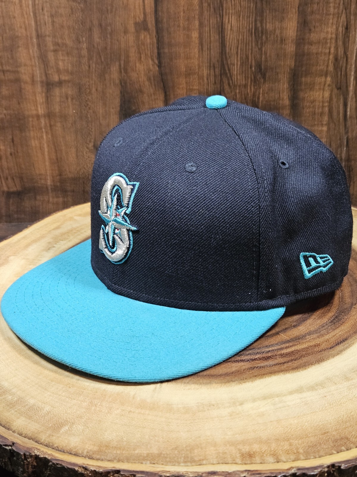 Classic Seattle Mariners New Era  59Fifty Fitted Hat Cap Size 7 5/8 MLB Baseball