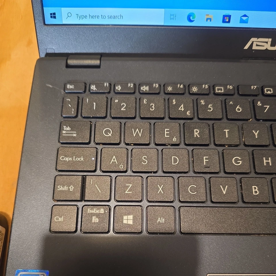 Asus VivoBook 14" Full Hd laptop L410MA Pentium Silver Windows 10 64Gb SSd 4Gb - Image 3 of 4