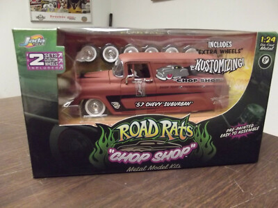 絶版品 1/24Jada toys ROAD RATS PICKUP TRUCK Jada Toys Road Rats Chop Shop 1957 Chevy Suburban 1:24 Rat