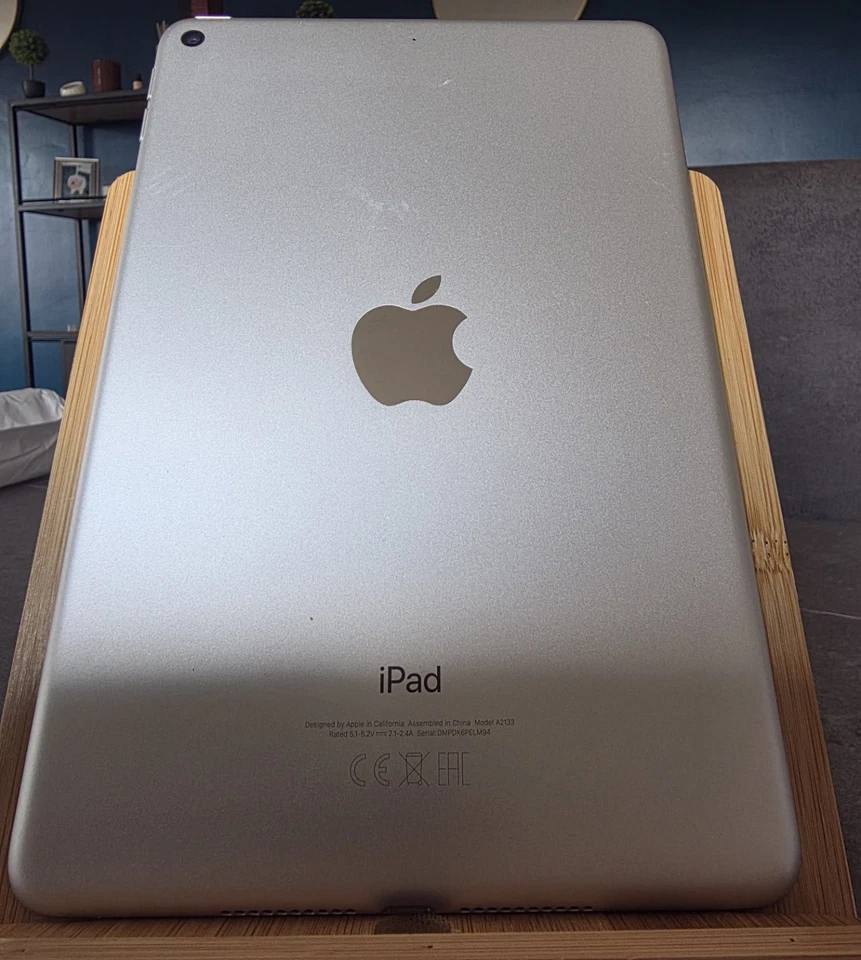 Apple iPad mini (5th generation) · 64GB · Wi-Fi, photo 2 sur 3