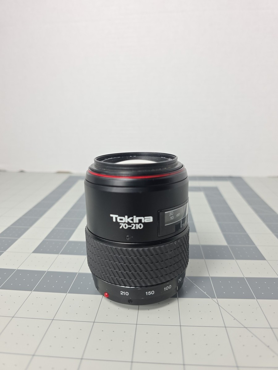 Tokina SD 70-210mm 1:4-5.6 Zoom Lens Minolta Maxxum AF Dynax 35mm