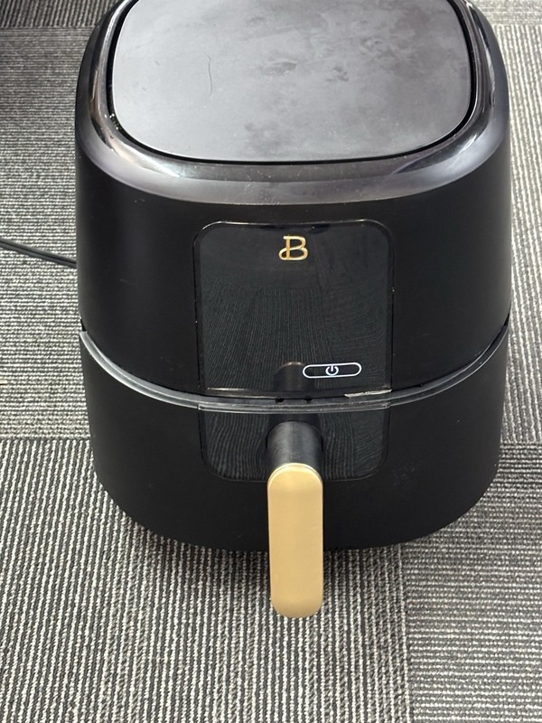 6 Qt Air Fryer with Turbo Crisp Technology by Drew Barrymore Used Tested