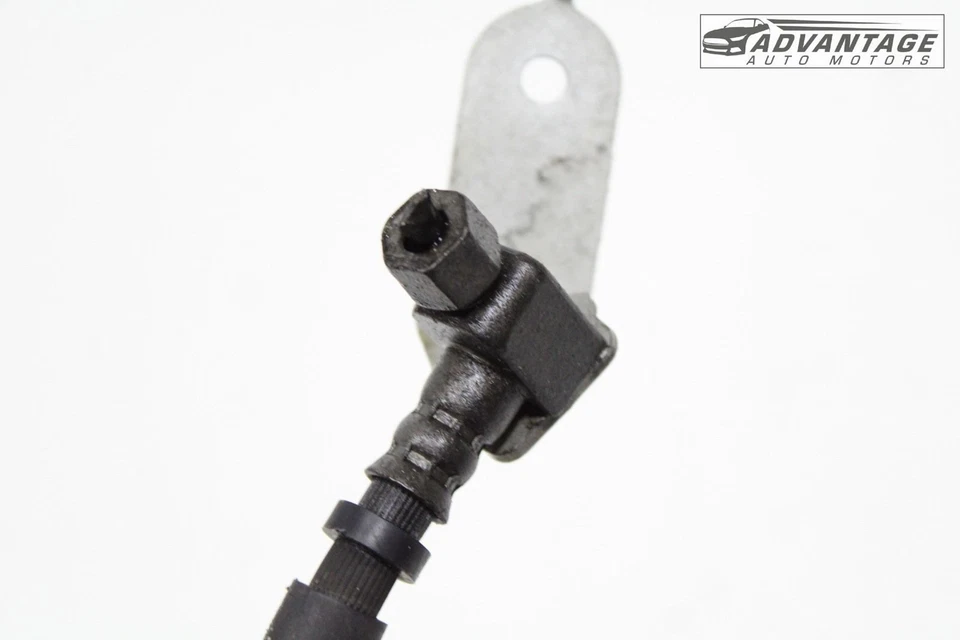 2015-2021 CHRYSLER 300 RWD TRASEIRO DIREITO ABS PINÇA DE FREIO TUBO DE MANGUEIRA FABRICANTE DE EQUIPAMENTO ORIGINAL - Imagem 4 de 4