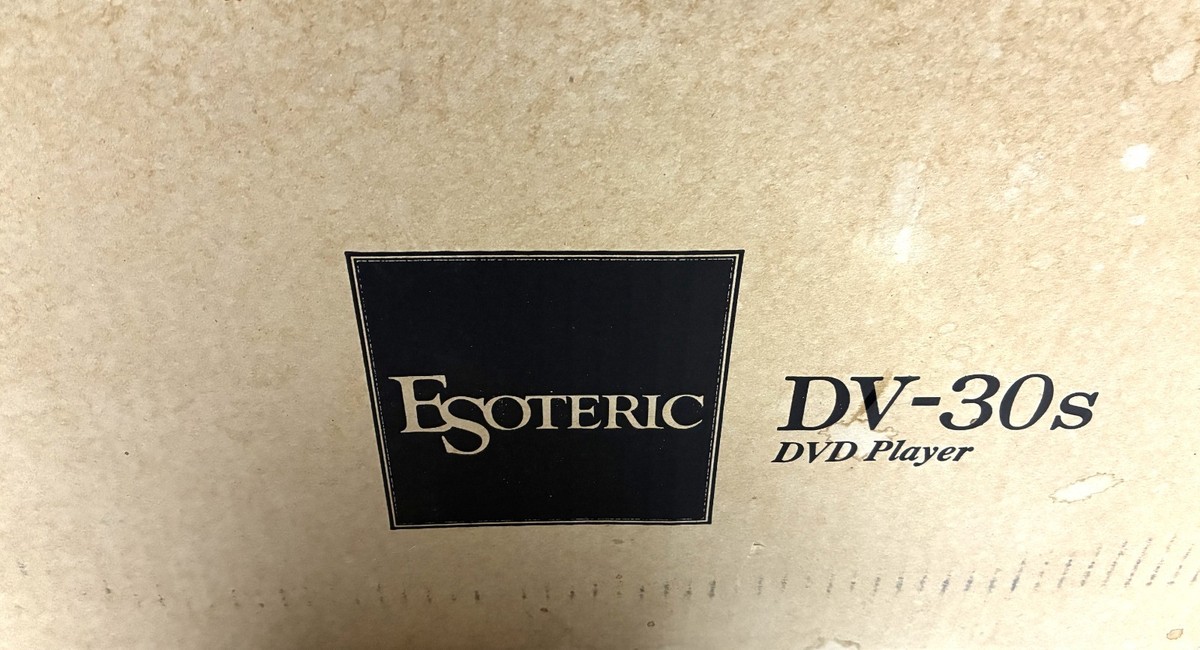 Esoteric DV-30s SACD / CD / DVD Universal Player Excellent