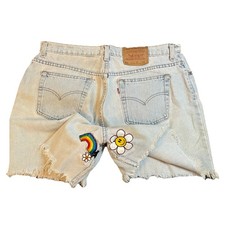 VTG 90s Levi’s Denim Shorts Women’s Size 36 Smiley Face Rainbow Patches Grunge