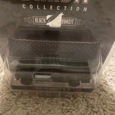 GreenLight Black Bandit Series 1988 Chevrolet S-10  1:64 Scale; Free Shipping