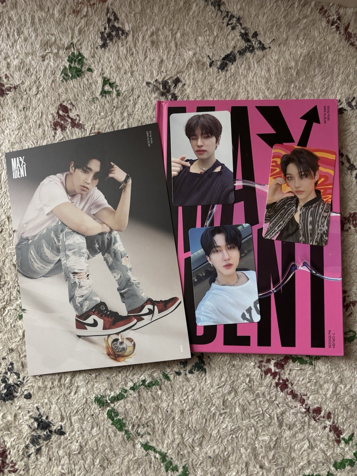 stray kids maxident (t-crush ver.) WITH photocards + han mini poster + inclusion