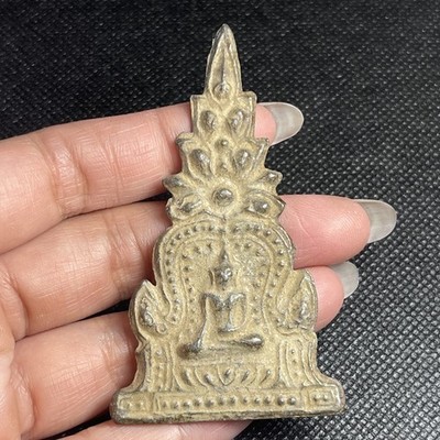 Thai Amulett Glücksbringer Buddha Statue Tempel Mönch Anhänger Magie Reichtum Wunder