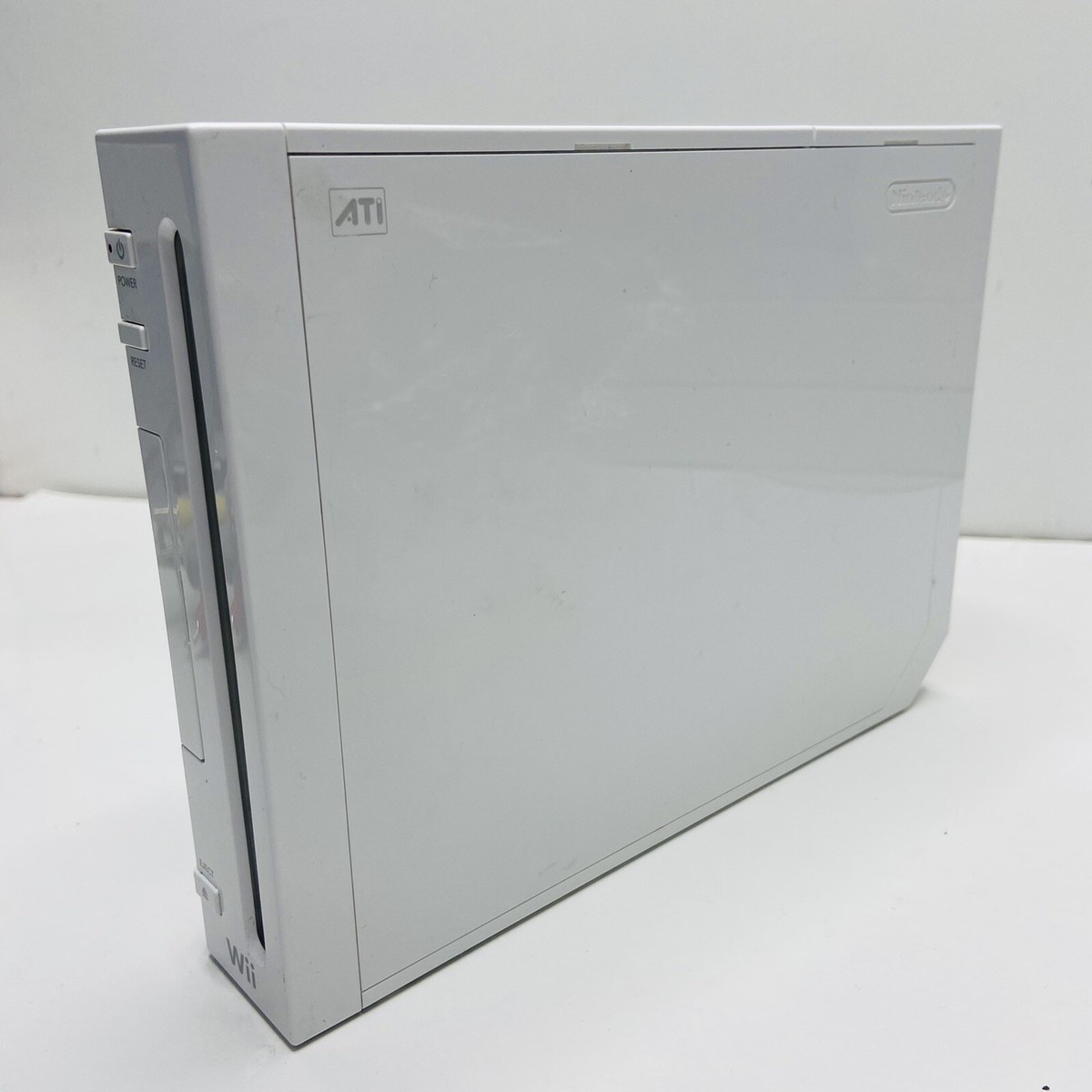 Nintendo Wii Console White RVL-001 Complete Bundle With Wii Nintendo Wii Console White RVL-001 Complete Bundle With Wii