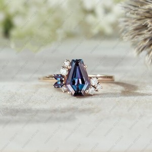 Authentic 925 Sterling Silver Yellow Gold Plated Coffin Cut Alexandrite & CZ Cluster Ring