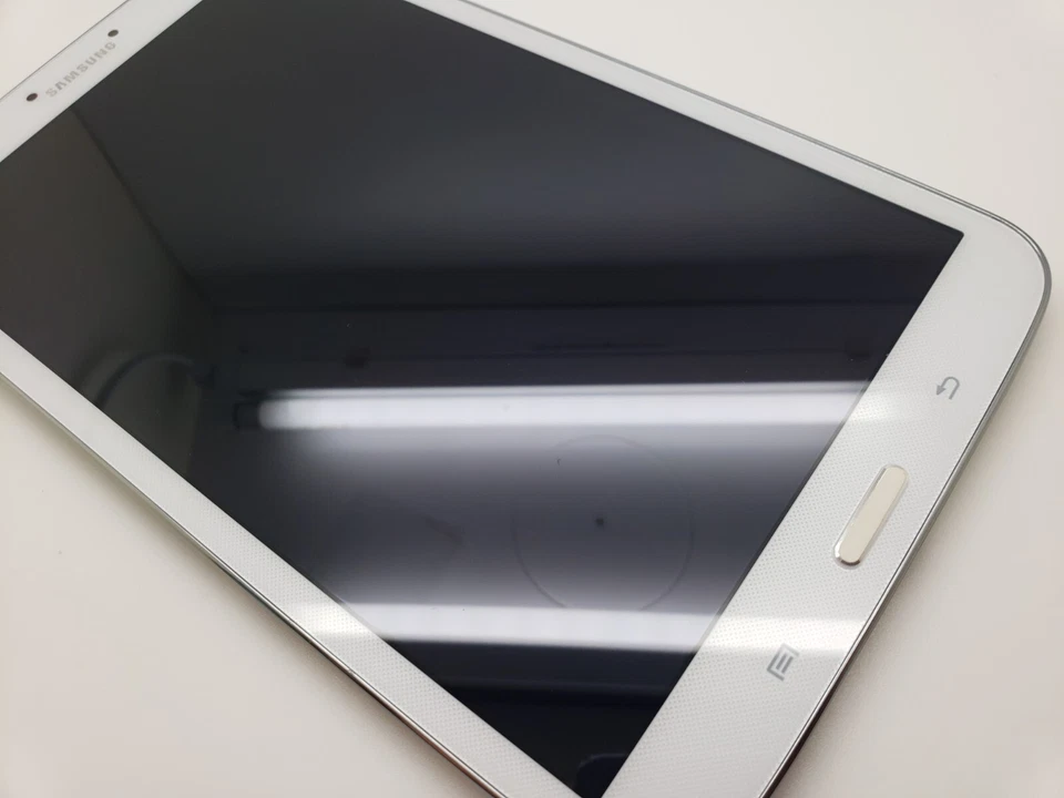 VGC Grade A- Samsung Galaxy Tab 3 8.0 SM-T310 White Android Tablet 16GB 3UKPOST - Image 4 of 4