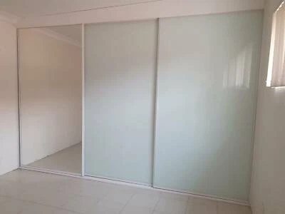 Built In Wardrobe Shelves Sliding Doors Mirror Clothing Rack