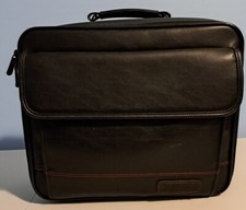 Targus Computer Case With Carrying Strap, Good Condition, 3 Compartments/Pocket