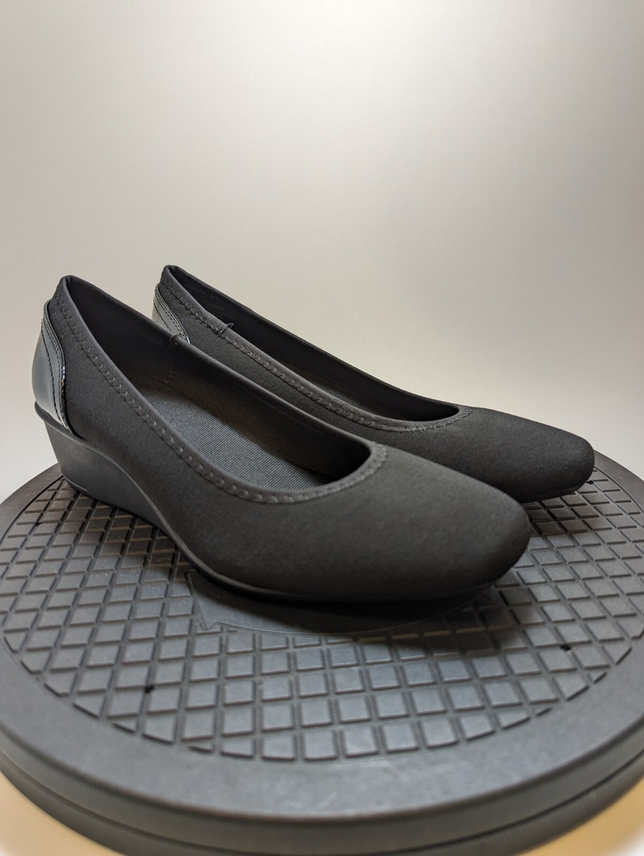 Wisher Black Fabric Anne Klein Leather Wedge Pumps Size