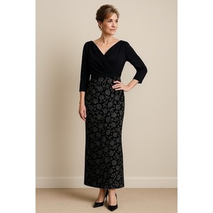 ST JOHN Evening Gowns