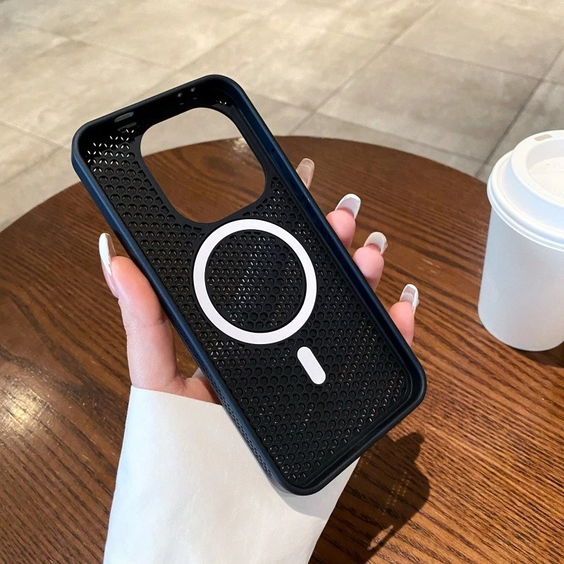 For vivo iQOO 15 Magnetic Heat Dissipation Breathable Protective