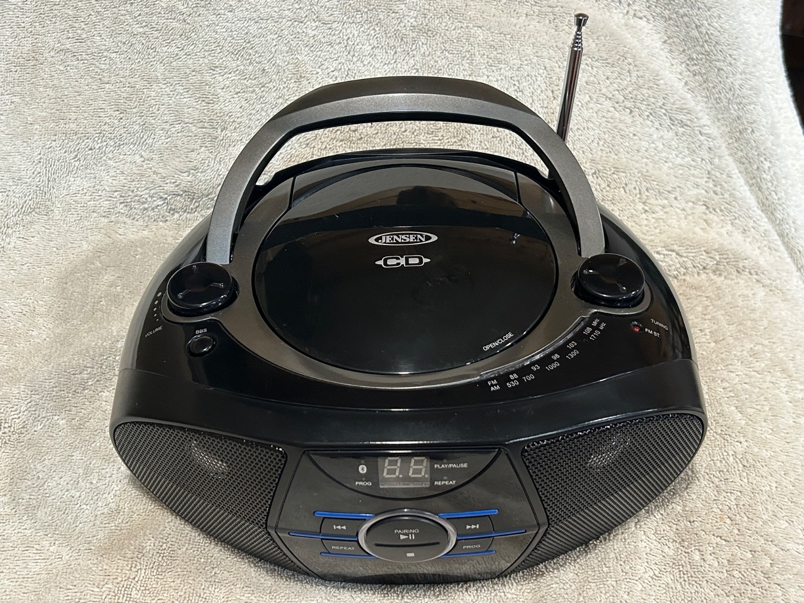 With Am/fm Radio Bluetooth Boombox