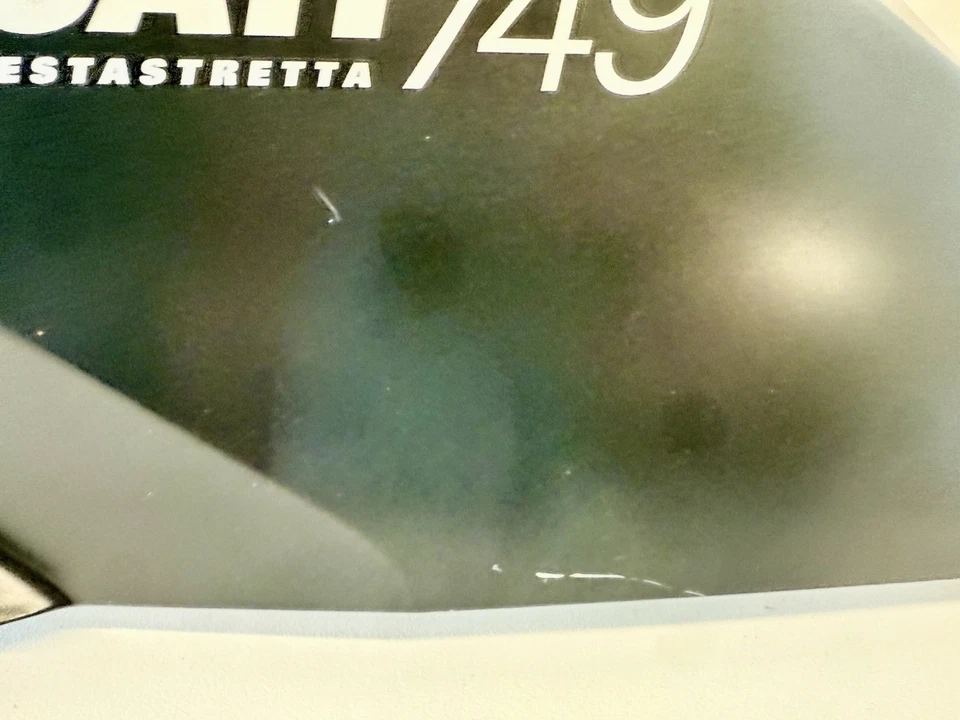 Medio carenado superior izquierdo original Ducati Superbike 749 estándar negro 48031821A Foto 4 de 4