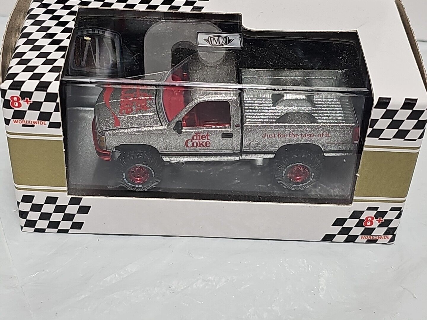 Picture 2 of 4