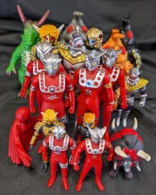 新品未開封　BANDAI SPIRITS ULTRAMAN LEO フィギュア s-l400.jpg