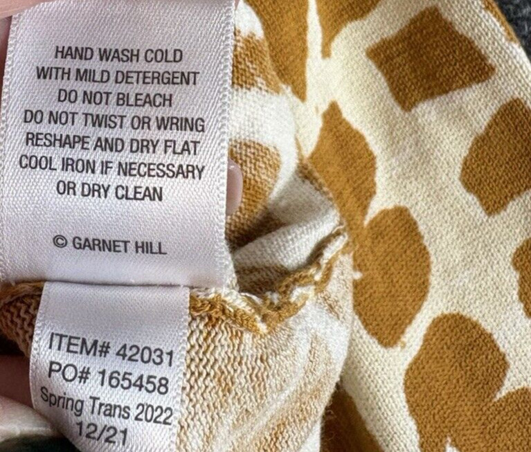 Garnet Hill Top Women's Small Long sleeve Silk Blend Pullover Lightweight