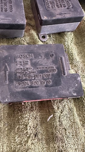 MERCEDES BENZ W201 W124 W126 Steuergerät Airbag 0048201910 0285001060 BOSCH