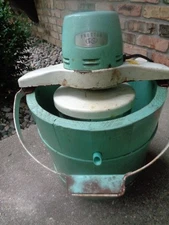 Vtg Proctor Silex Electric Ice Cream Freezer Maker TEAL BLUE WOOD BUCKET Works