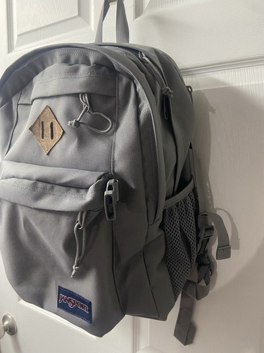 Jansport Backpack Bookbag Gray Canvas Bottom 18” Water Bottle Holder EUC Padded - Picture 3 of 5