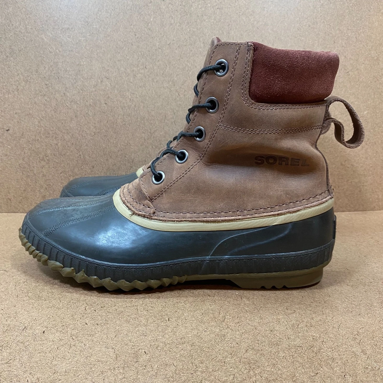 Sorel Mens Cheynne Waterproof Leather Duck Boots Size 10 Brown & Black Outdoor