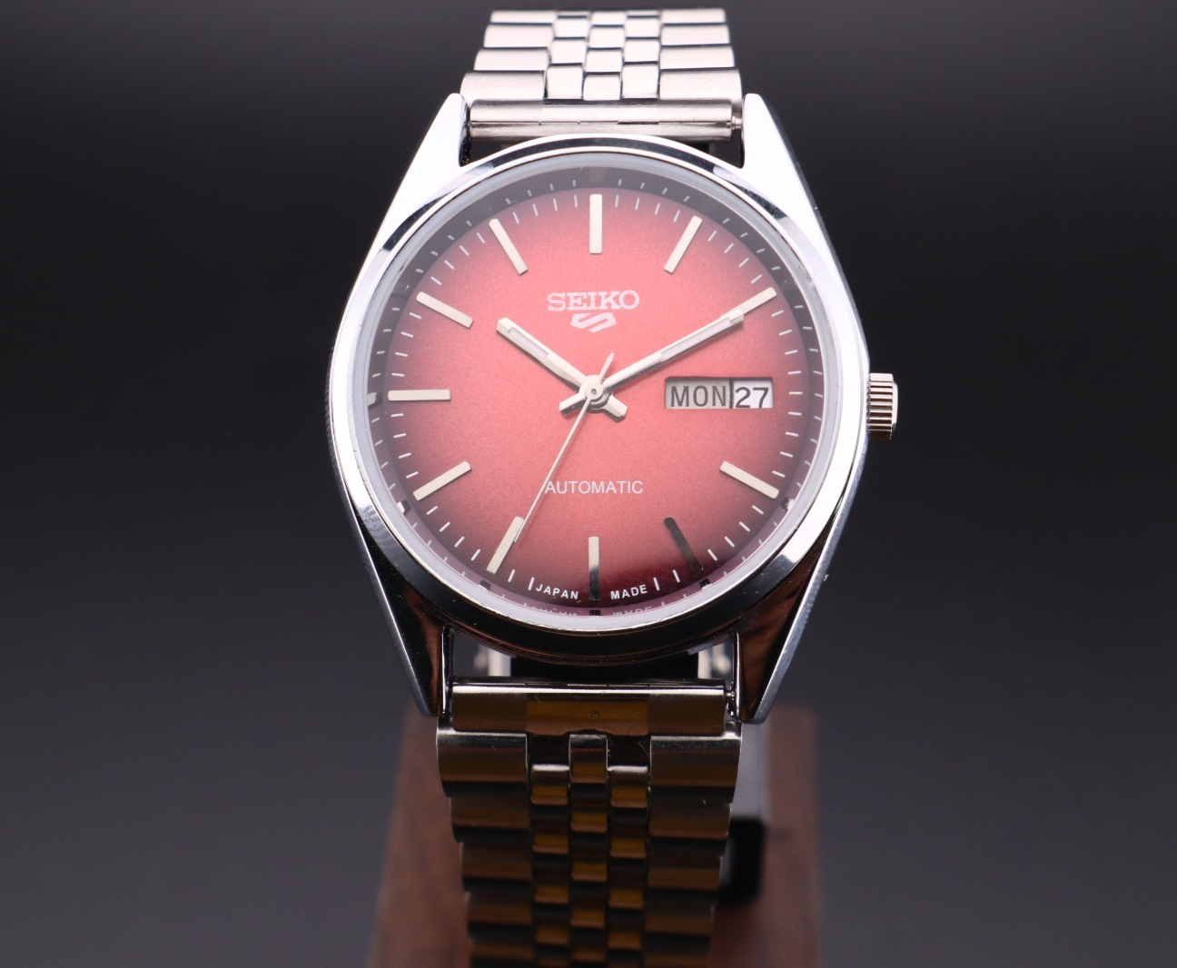 Vintage Seiko 5 Automatic 6309A 17 Jewels D/D Japan made Man's Wrist Watch