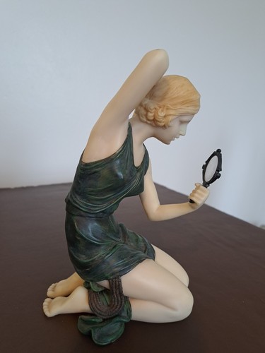 LESSER & PAVEY LEONARDO COLLECTION. 4 x ART DECO FIGURINES - Bild 2 von 19