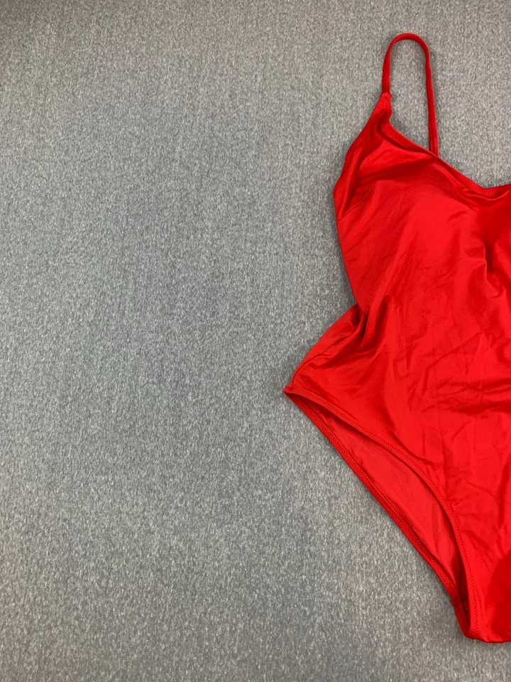 Traje de baño H&M rojo picante clásico 1 pieza para mujer talla 12 sedoso suave corte alto playa Foto 3 de 4
