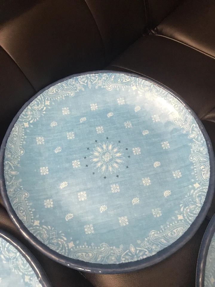 Platos de cena Tommy Hilfiger azul claro de melamina Foto 3 de 4