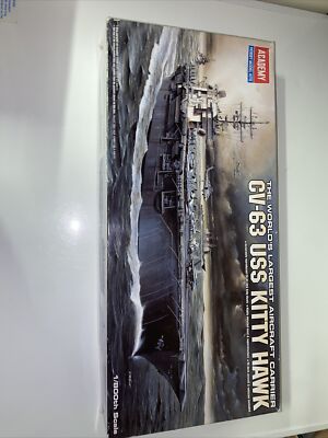 Academy Hobby Model Kit USS Kitty Hawk Aircraft Carrier CV-63 1/800 *opened