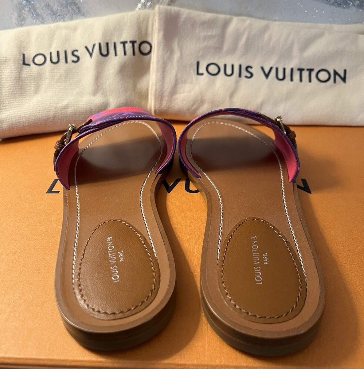 VUITTON ミュール　37 1/2 Louis Vuitton Women`s Heel Sandals 37 Horizon Line Black US