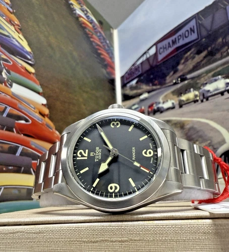 Men’s Tudor Ranger 79950 Black Dial 39mm Watch Box + Papers