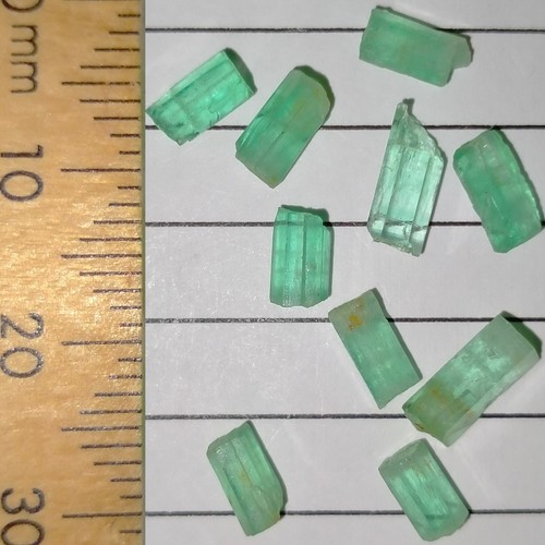 Emerald rough gemstones raw natural loose crystals parcel bundle Panjshir 6.2ct - Picture 8 of 8