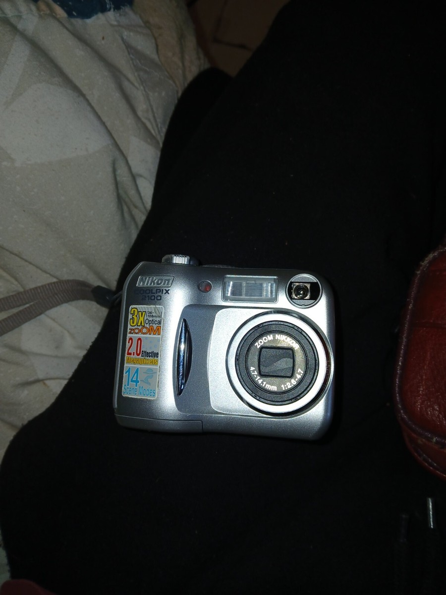 Nikon COOLPIX 2100 2.0MP Digital Camera - Silver 18208255108 | eBay UK