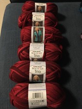 Red Heart Boutique - Trio rot / für schal - 600g