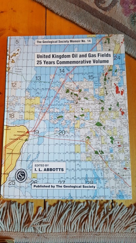 United Kingdom Oil and Gas Fields 25 YEars Commerative Volume 1991 Memoir #14